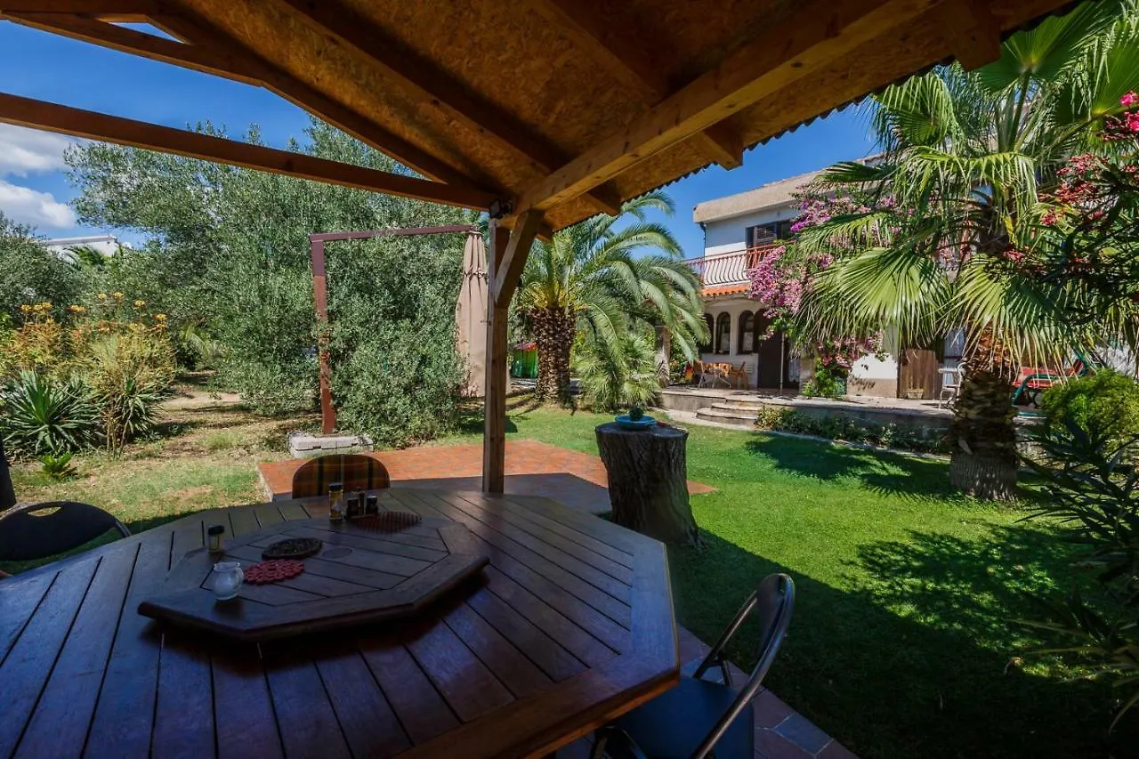 Oaza Mira Villa Trogir 0*,  Croatia